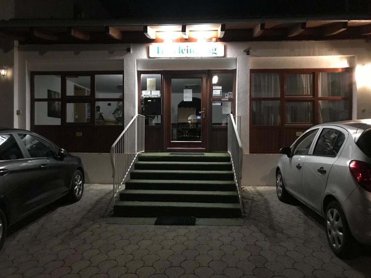 Abendruhe Hotel - Kontaktloser Check In Оберхахинг Екстериор снимка