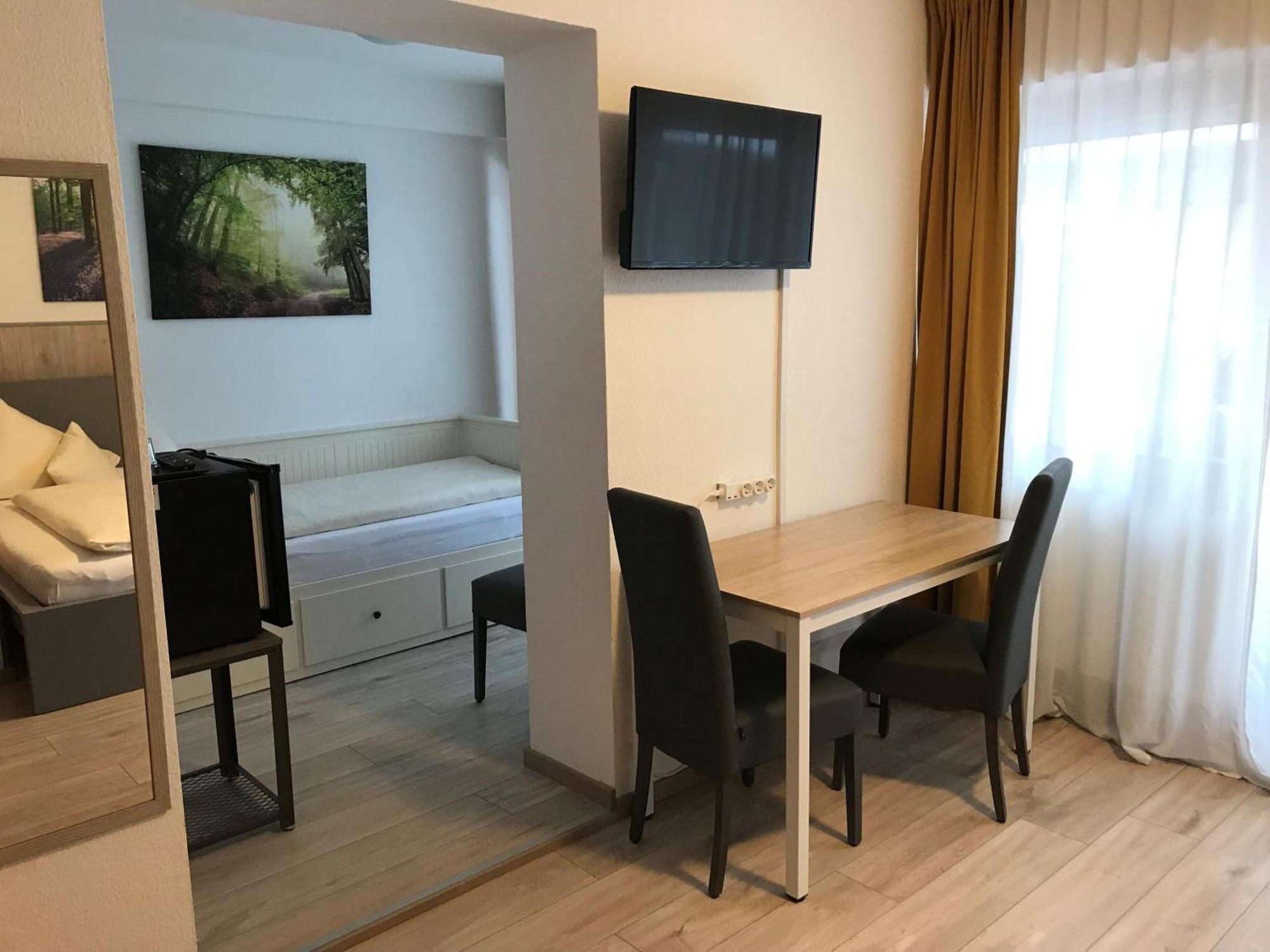 Abendruhe Hotel - Kontaktloser Check In Оберхахинг Екстериор снимка